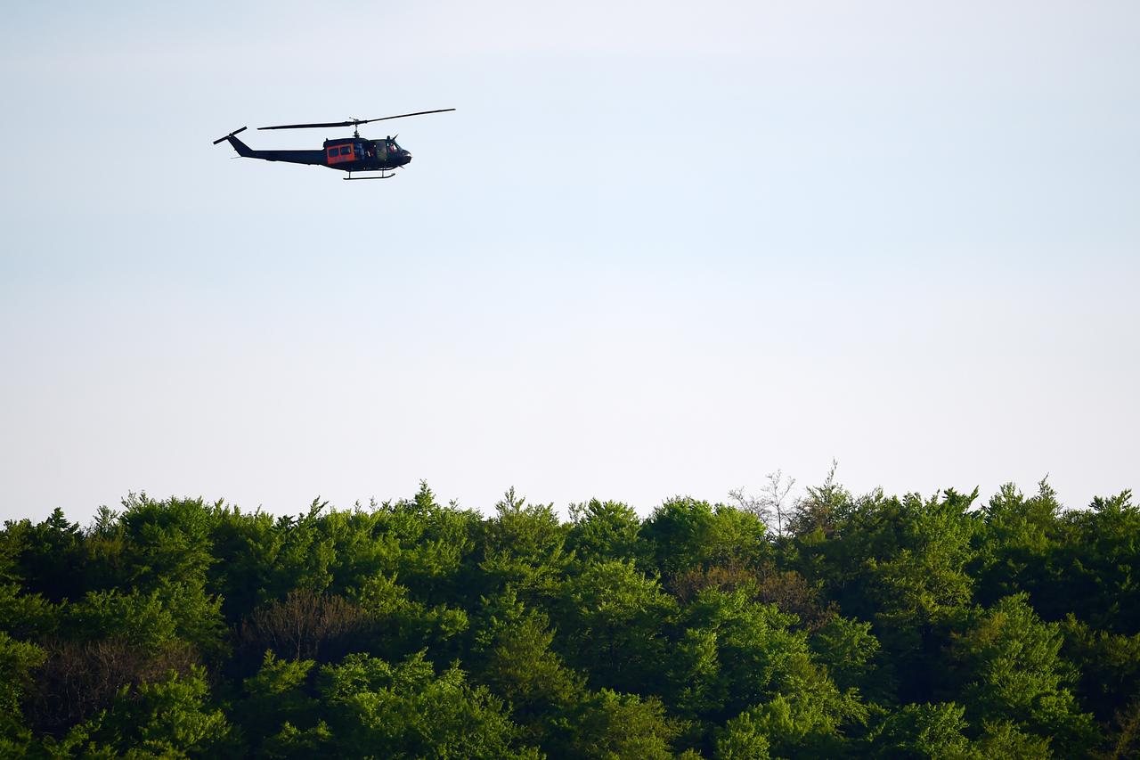 Njema?ka: Mali zrakoplov srušio se u šumu u donjoj Saksoniji