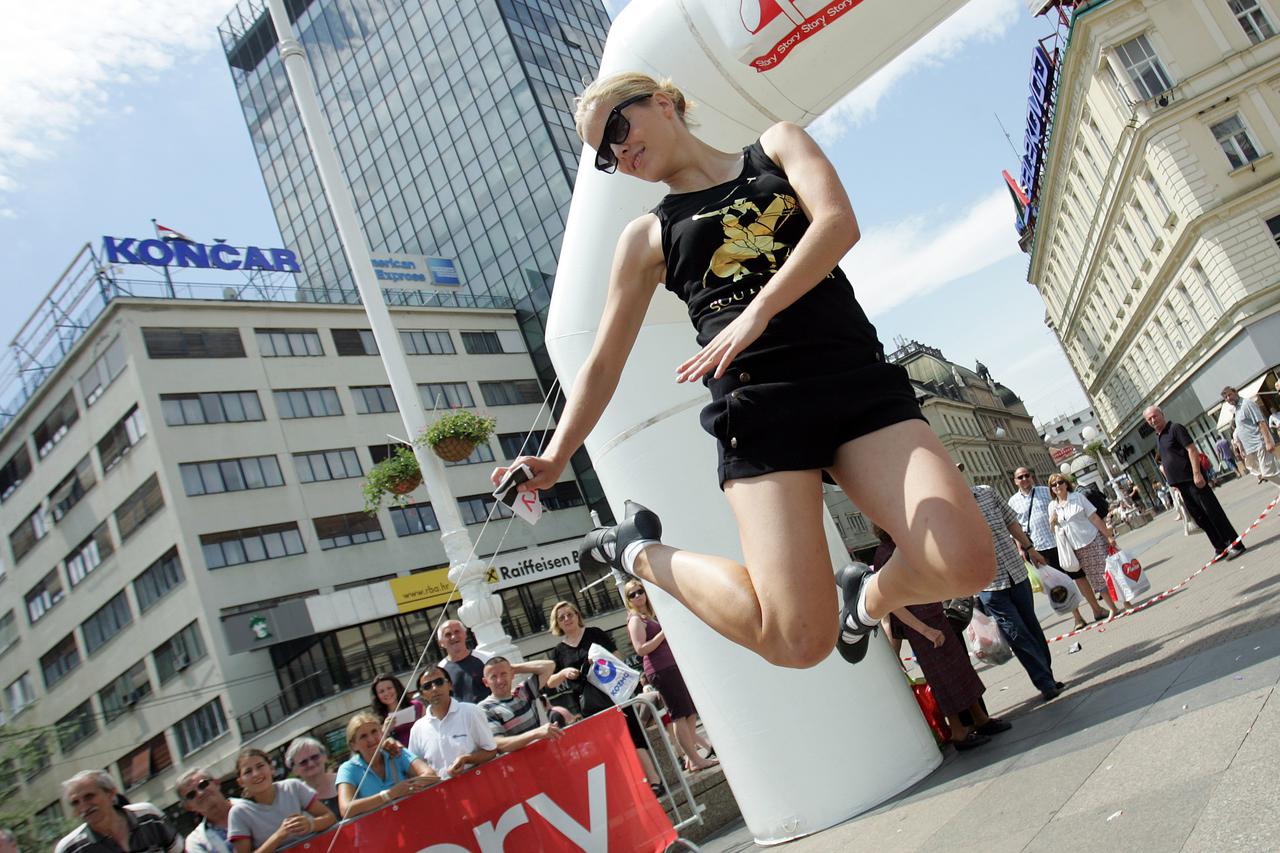 Zagreb: Druga po redu Utrka na štiklama ?asopisa Story