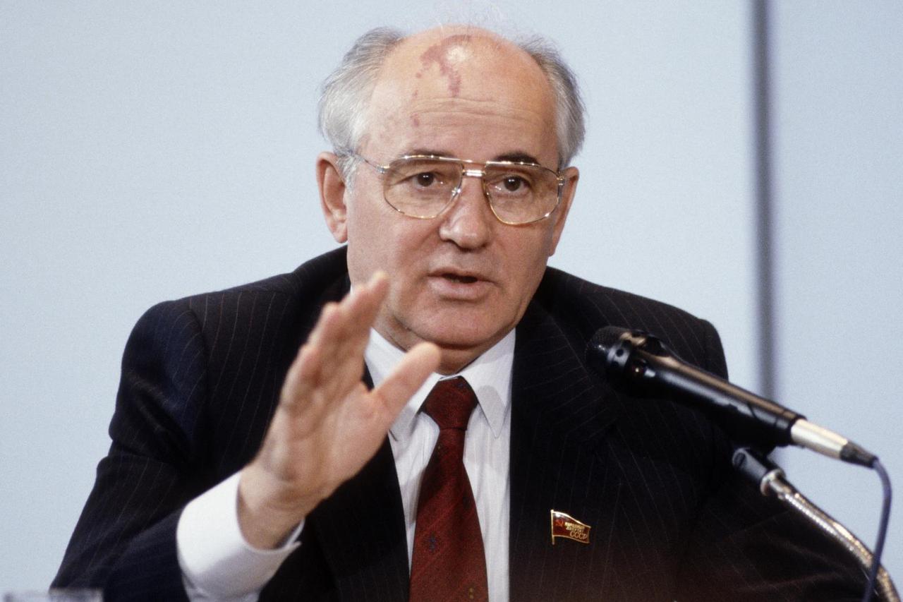 Michail GORBACHEV