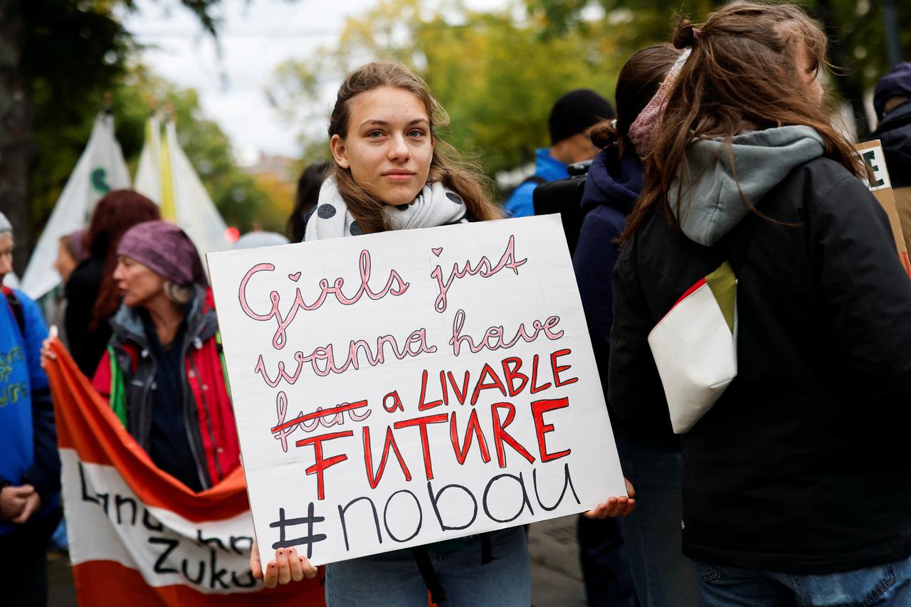 Fridays for Future demonstration for a social and climate-friendly Europe in Vienna