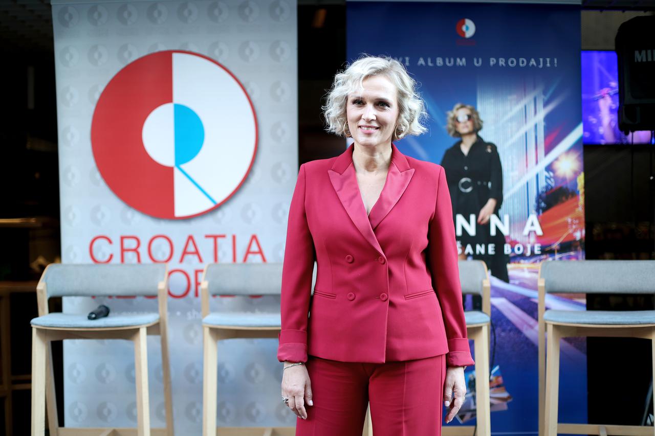 Promocija Vanninog albuma