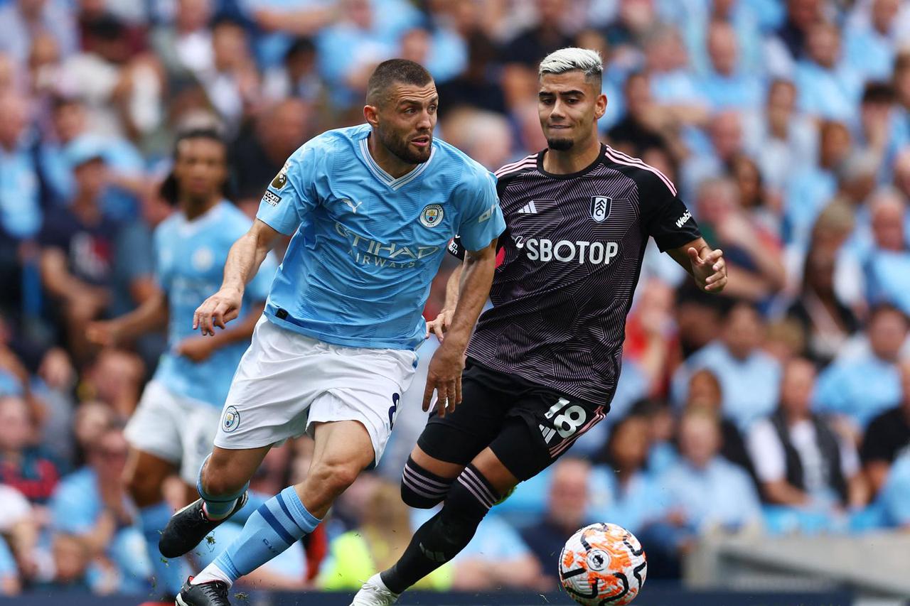 Premier League - Manchester City v Fulham