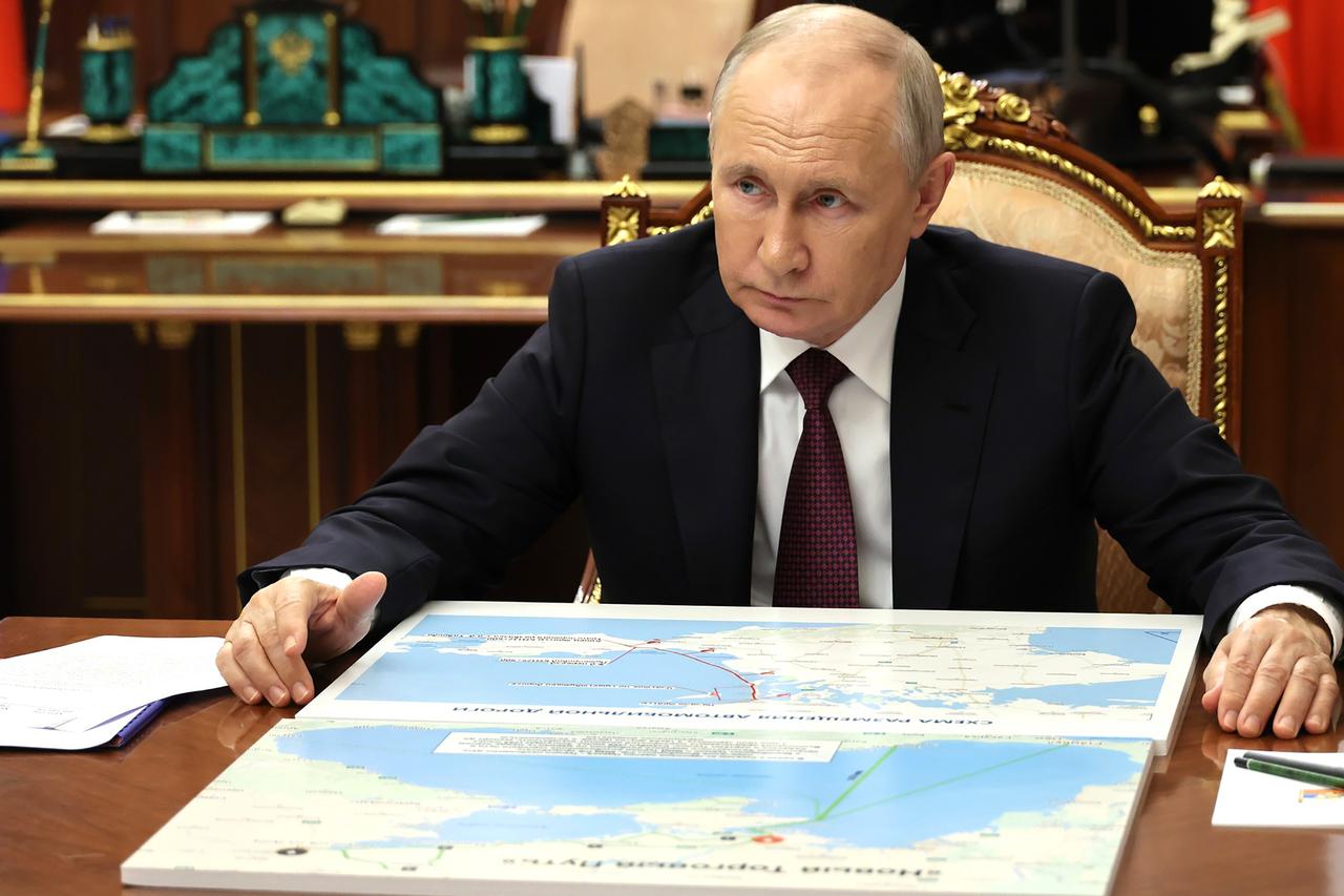 Russian President Putin Meets With Acting Governor of Kherson Region Saldo at Kremlin