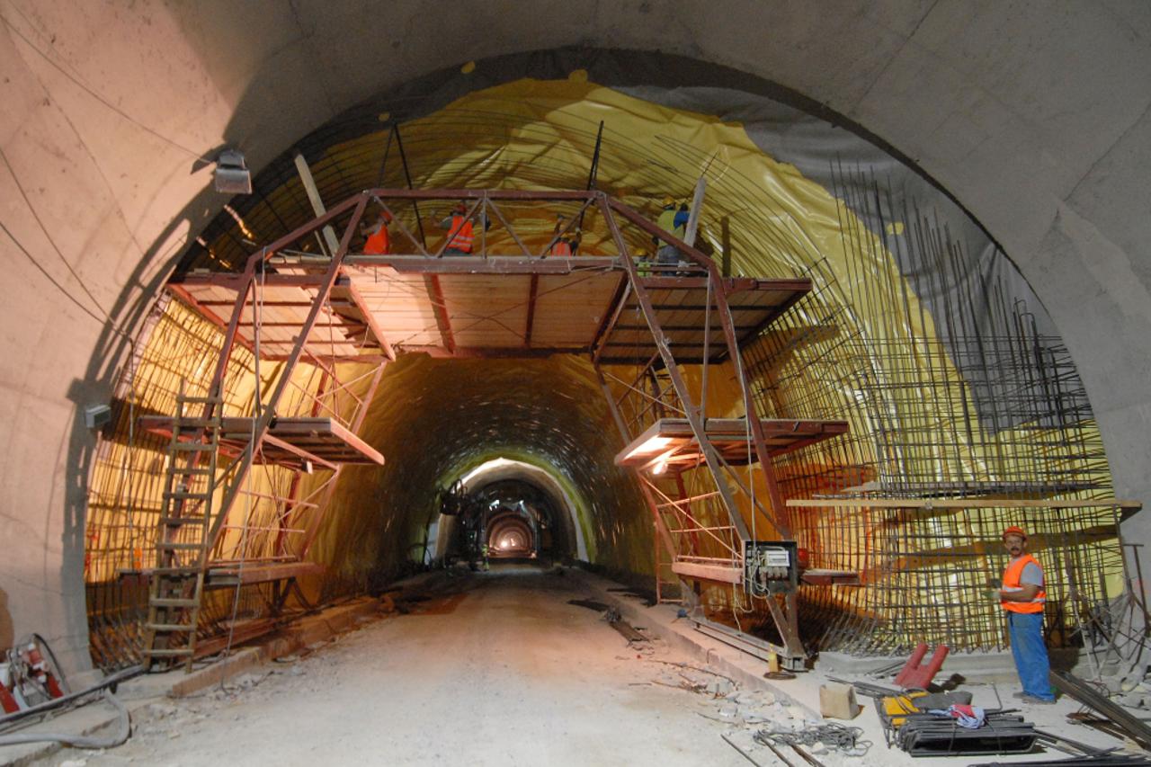 tunel (1)