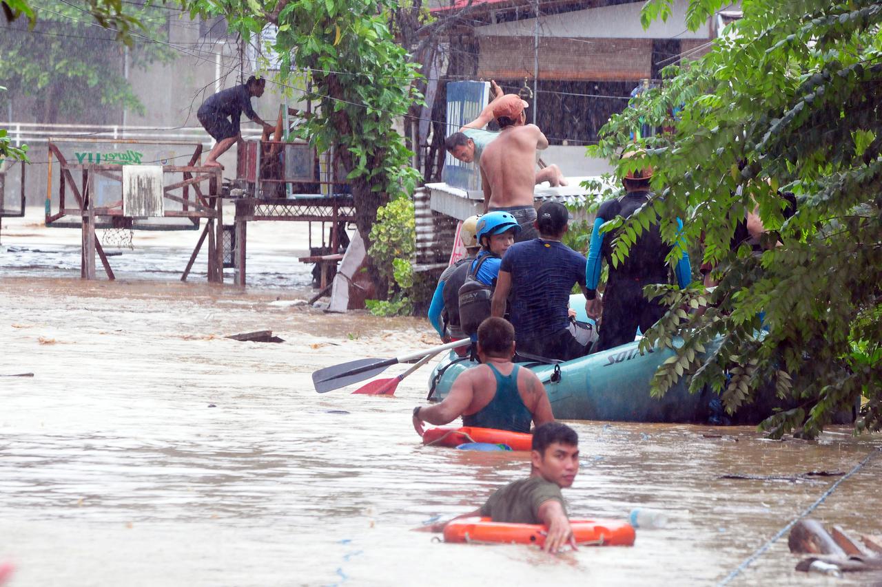 Tropska oluja Tembin u južnim Filipinima