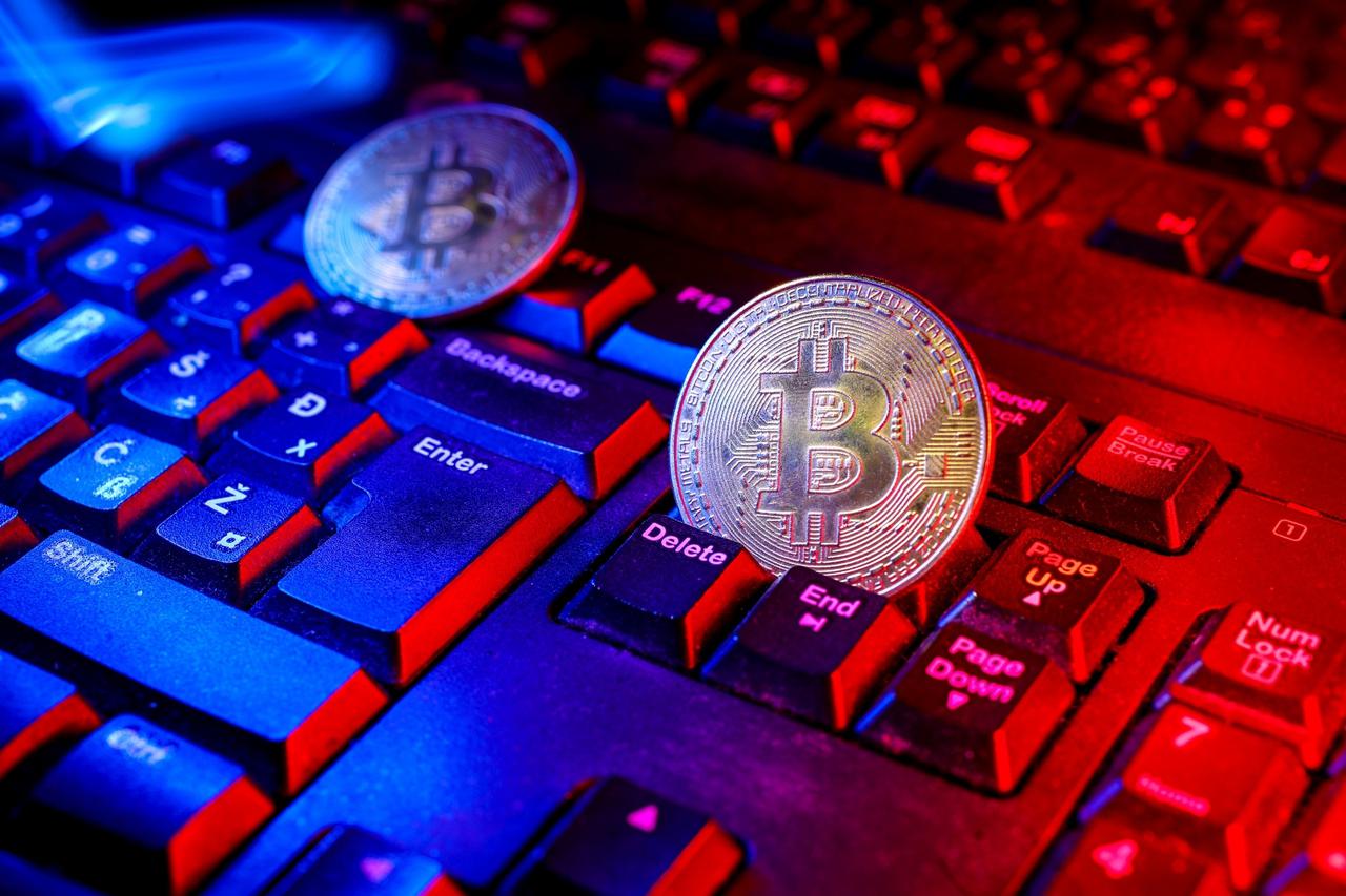 Bitcoin dosegnuo novi rekord i probio vrijednost od 62.000 dolara