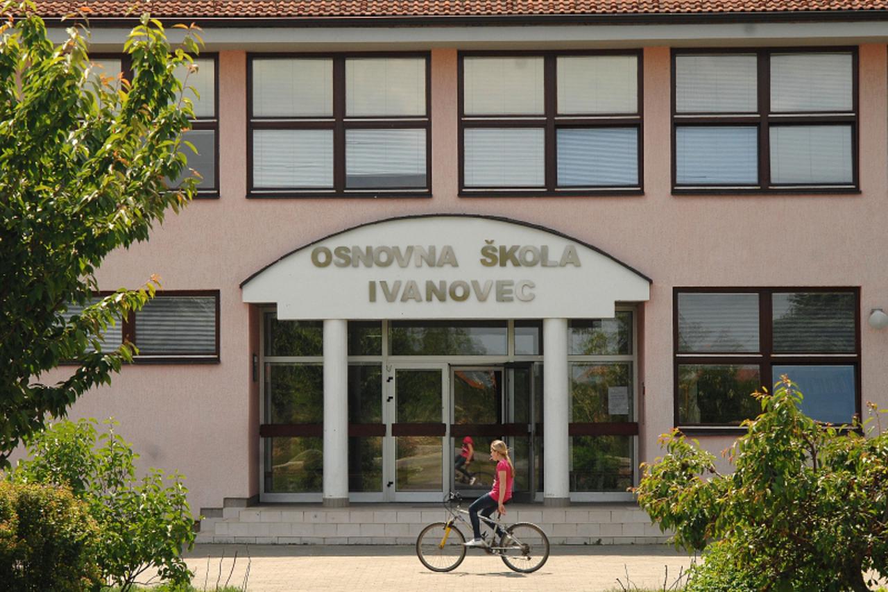 '19.05.2010., Ivanovec- Problemi oko odabira novog ravnatelja OS Ivanovec. ILUSTRACIJA Photo: Vjeran Zganec-Rogulja/PIXSELL'