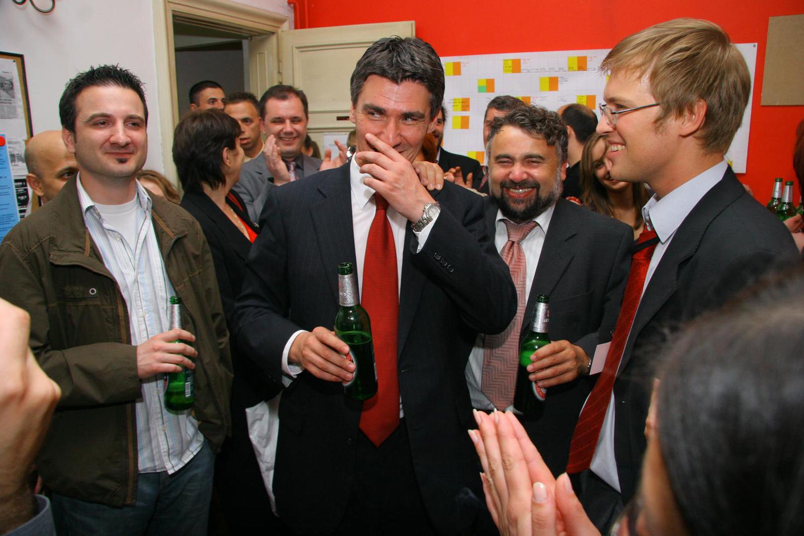 Parlamentarne izbore 2007. u kojima je Ljubo Jurčić bio premijerski kandidat, SDP je izgubio pa je iduće četiri godine Milanović bio saborski zastupnik