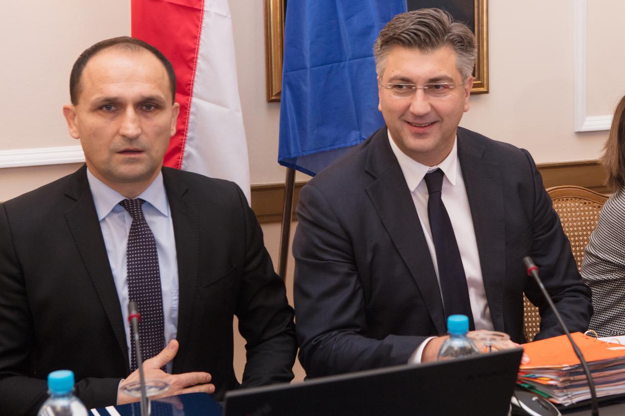 U Osijeku održana sjednica Vlade RH