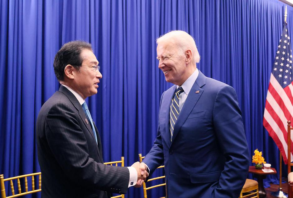 United States, South Korea and Japan meeting in Cambodia