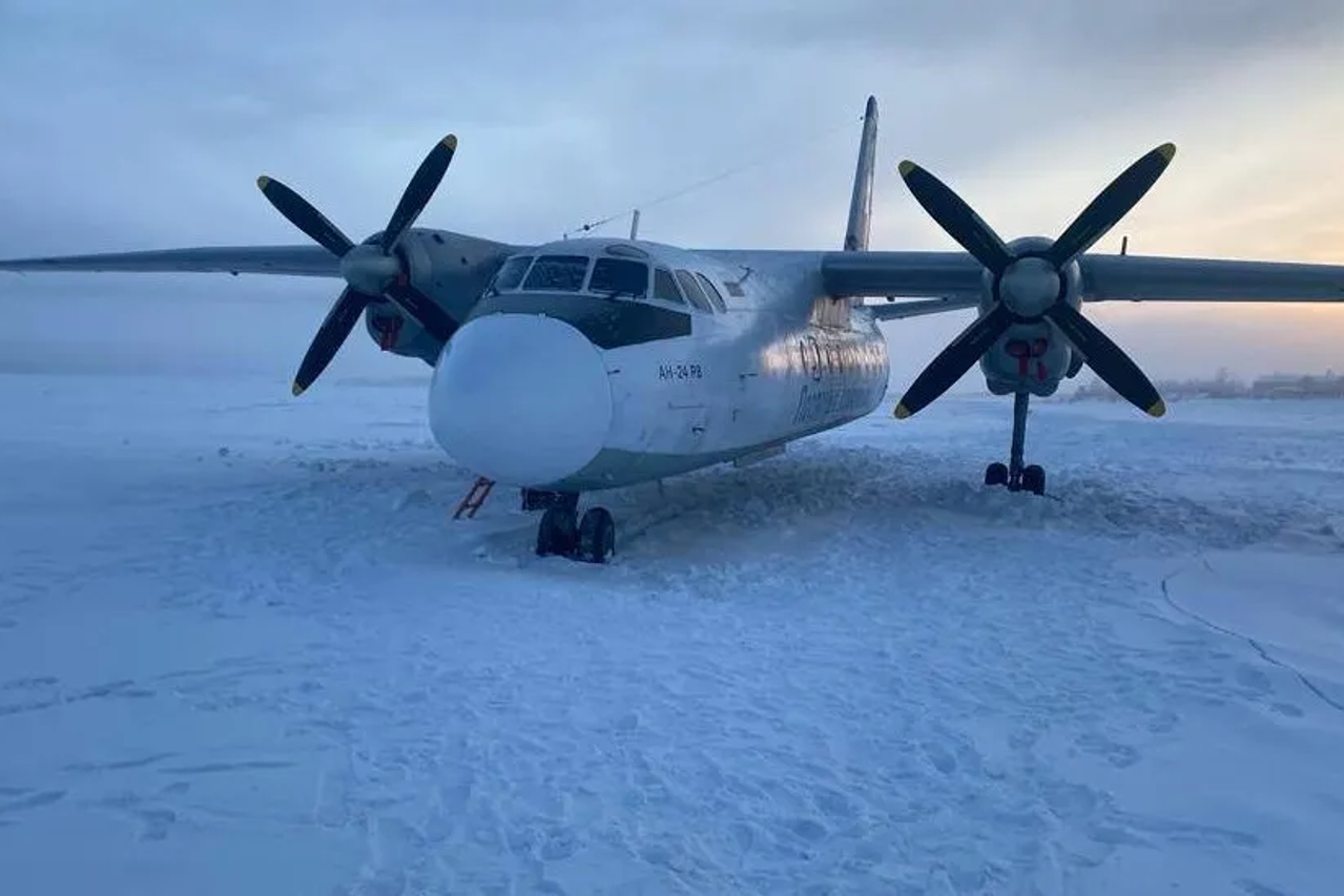 Ruski putnički avion greškom sletio na zaleđenu rijeku