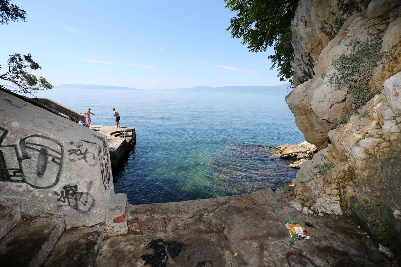 Rijeka: Plaža Križić na Pećinama gdje se utopio kupač
