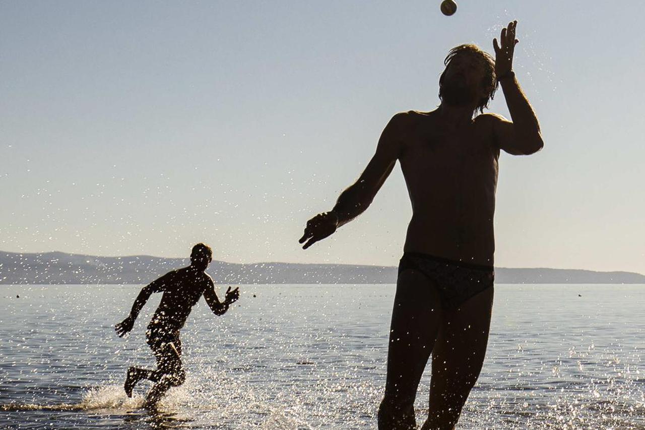 Split: Partija picigina na plaži Bačvice na staru godinu