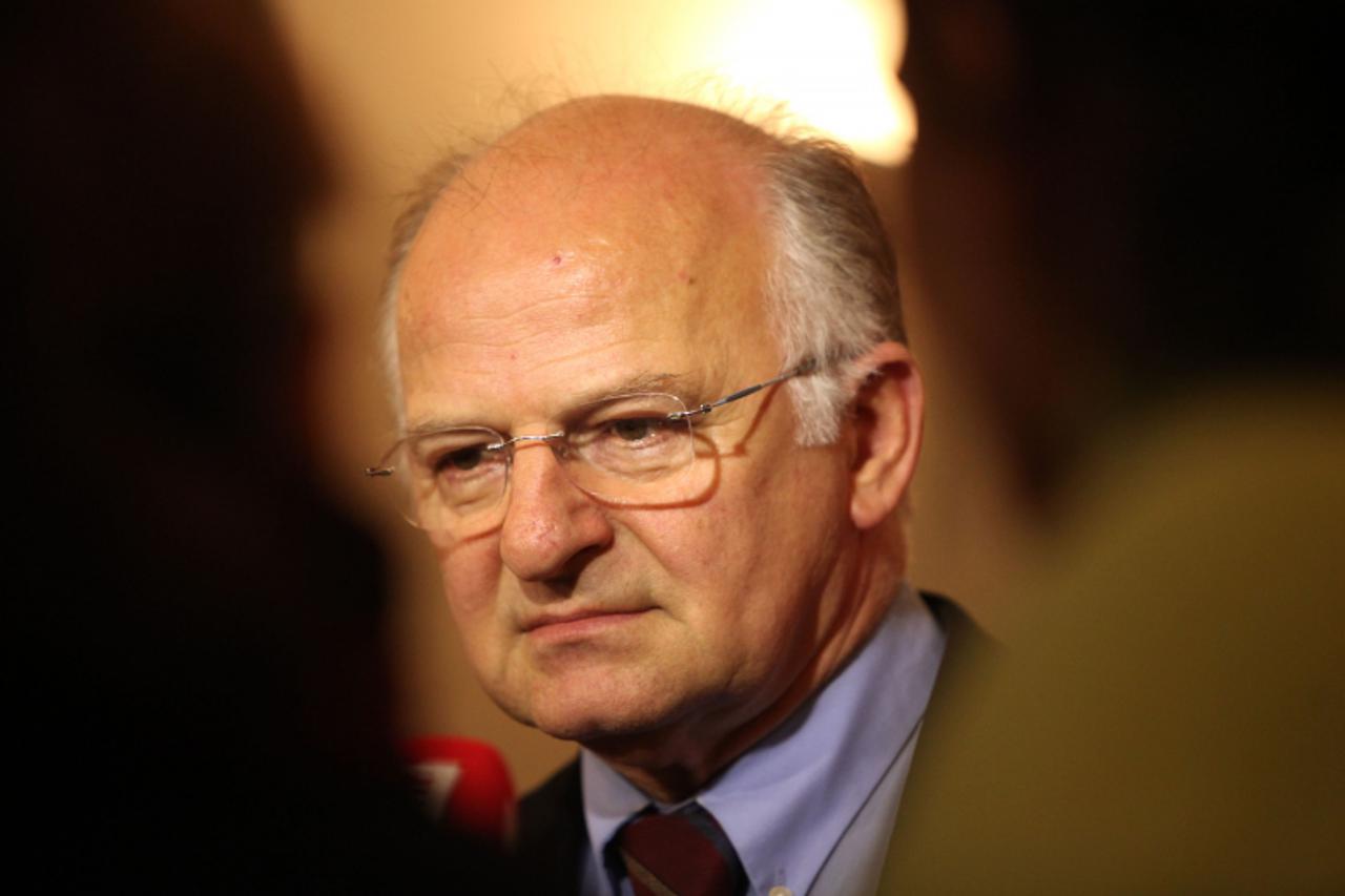 '22.10.2010., Zagreb -   Hrvatski Sabor, Josip Leko SDP bivsi predsjednik Povjerenstva za sukob interesa. Photo: Robert Anic/PIXSELL'