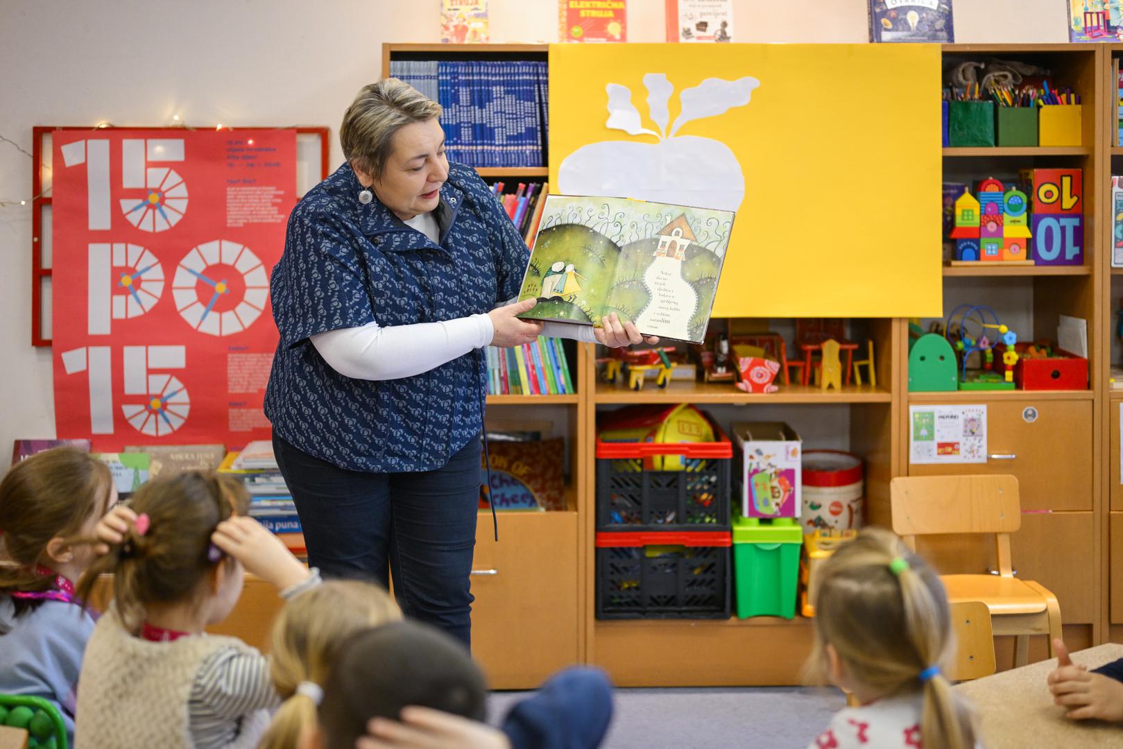 04.02.2026., Zagreb - Ministrica kulture i medija Nina Obuljen Korzinek i ministrica zdravstva Irena Hrstic odrzale su konferenciju za medije na kojoj su objavljeni rezultate nacionalnog izazova „15 po 15 – cijela Hrvatska cita djeci“ i najaviljene daljnje aktivnosti zajednickog programa Rodjeni za citanje - nacionalnog programa poticanja citanja djeci od najranije dobi. Photo: Neva Zganec/PIXSELL