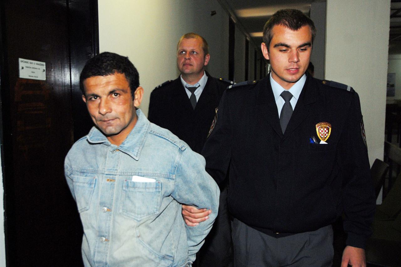 \'22.10.2010. Zupanijski sud, Varazdin, Sudjenje Mladenu Orsusu koji je optuzen za ubojstvo Dubravke Horvat, ubio ju je 2006. a les je pronadjen ove godine u 5. mjesecu ove godine Photo: Marko Jurinec