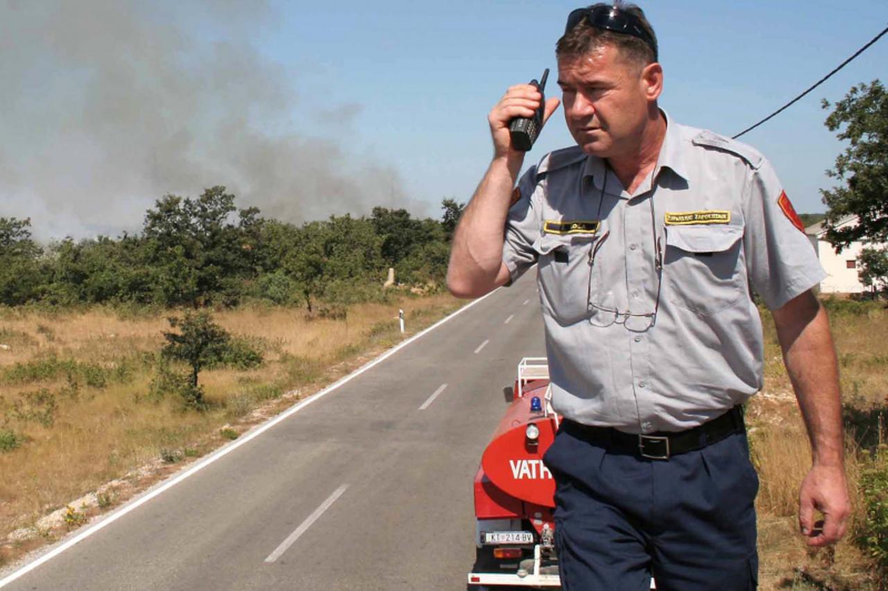 'Za Dalmaciju 150310 Vatrogasni zapovjednik Zeljko Sosa Photo: Dino Stanin/PIXSELL'