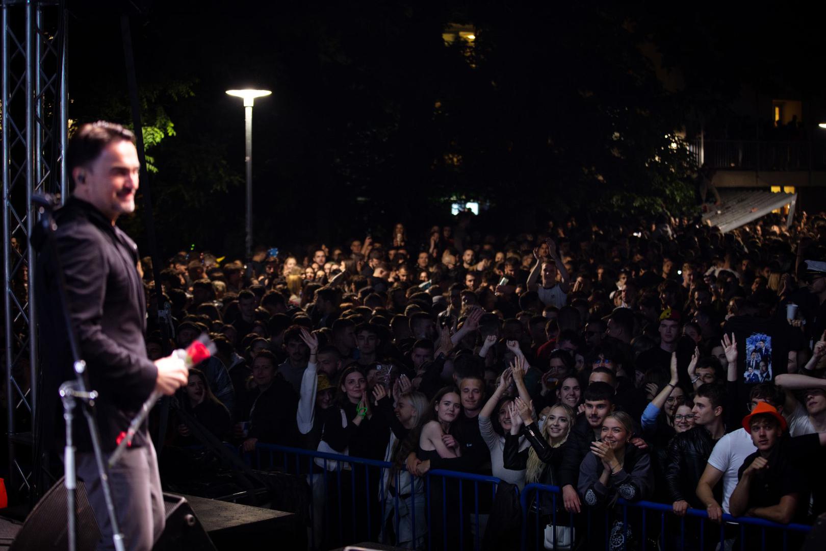 U petak je Zagreb pod zvijezdama bio centar najveće zabave, a razlog je bio samo jedan – Jole!