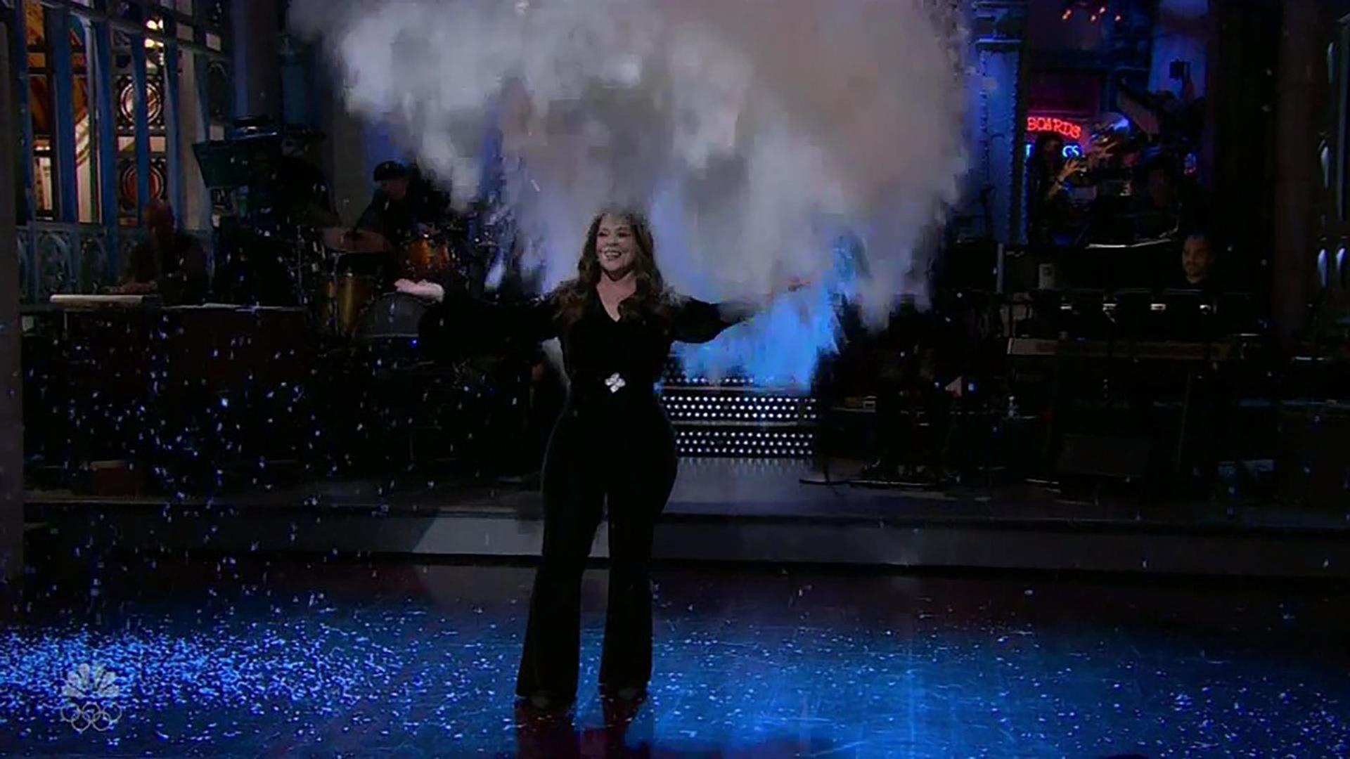 Nedavno je ponovno iznenadila svoje obožavatelje svježim izgledom, odjenuvši elegantan crni baršunasti kombinezon koji je naglasio njezinu primjetno tanju siluetu.