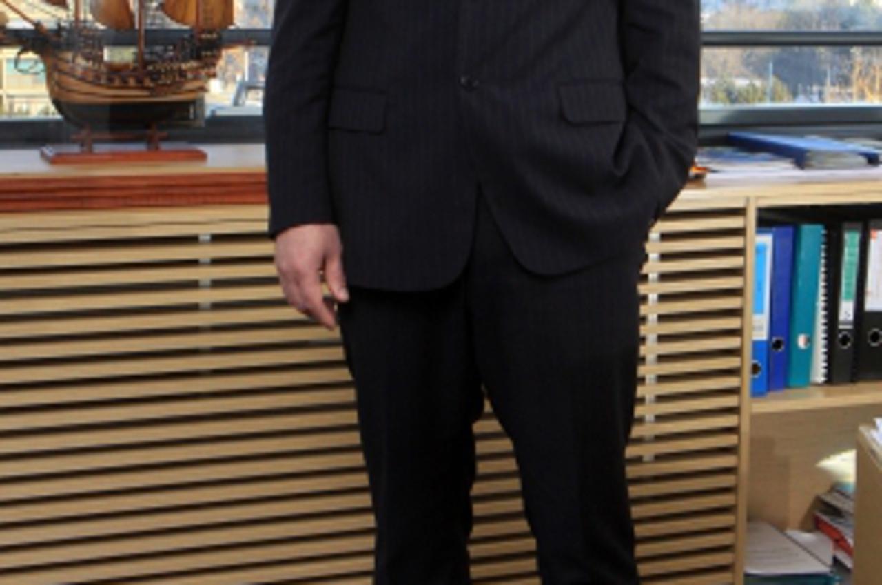 'markov1_PXL_unu_010611'