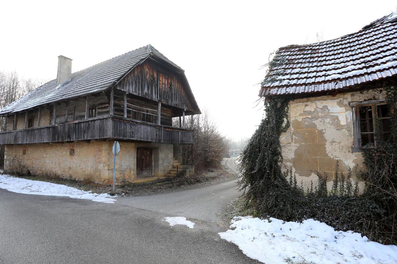 Na području općine Bosiljevo puno je praznih i napuštenih  kuća