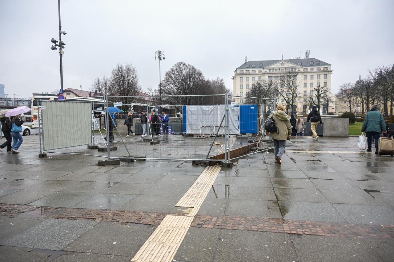Zagreb: Radovi na pokretnim stepenicama u Importane centru