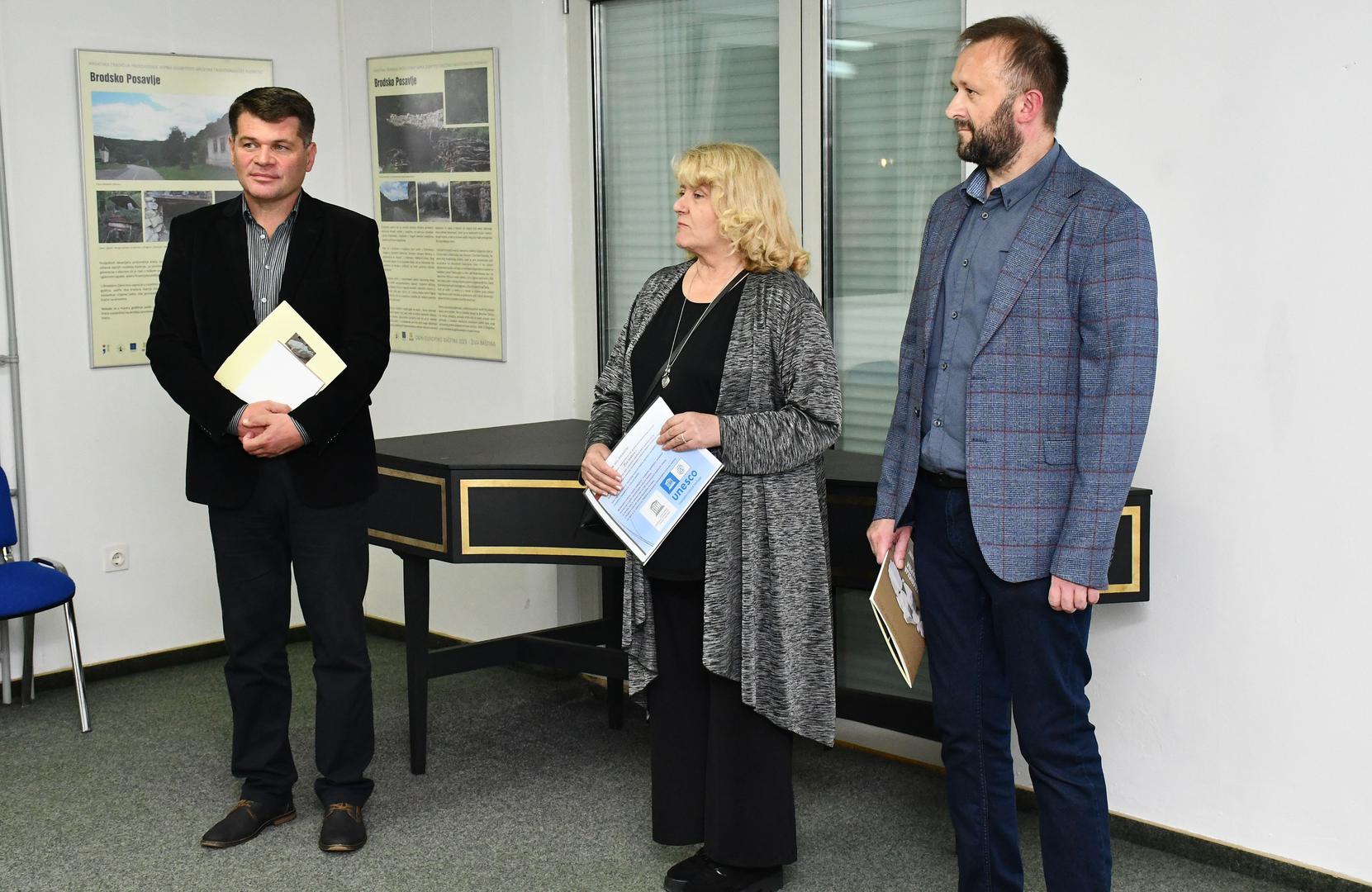 12.10.2023., Slavonski Brod - U Muzeju brodskog Posavslja otvorenje izlozbe "Tradicija proizvodnje kreca na podrucju brodske i novogradiske Posavine" Photo: Ivica Galovic/PIXSELL