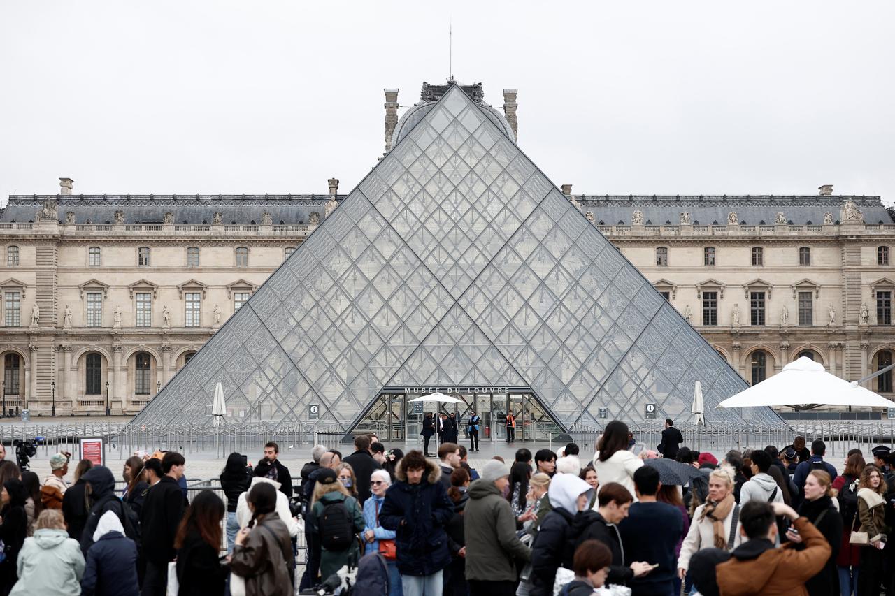 The Louvre Museum remains closed on day after robbery
