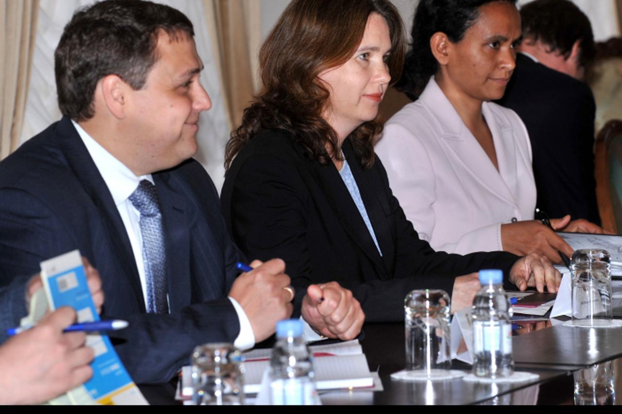 \'07.05.2010., Zagreb - U Banskim dvorima sastalo se izaslanstvo Medjunarodnog monetarnog fonda, koje predvodi Zuzana Murgasova sa premijerkom Jadrankom Kosor.  Photo: Marko Lukunic/PIXSELL\'