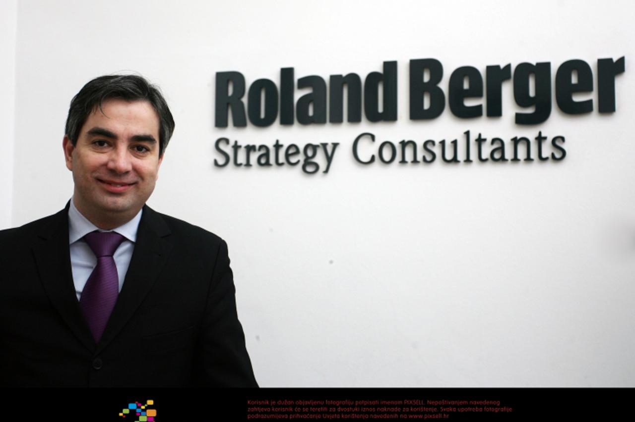 '02.03.2011., Roland Berger, Trg bana Jelacica 5, Zagreb - Dr. Vladimir Preveden, Managing Partner i direktor ureda tvrtke Roland Berger Strategy Consultants d.o.o. Photo: Borna Filic/PIXSELL'