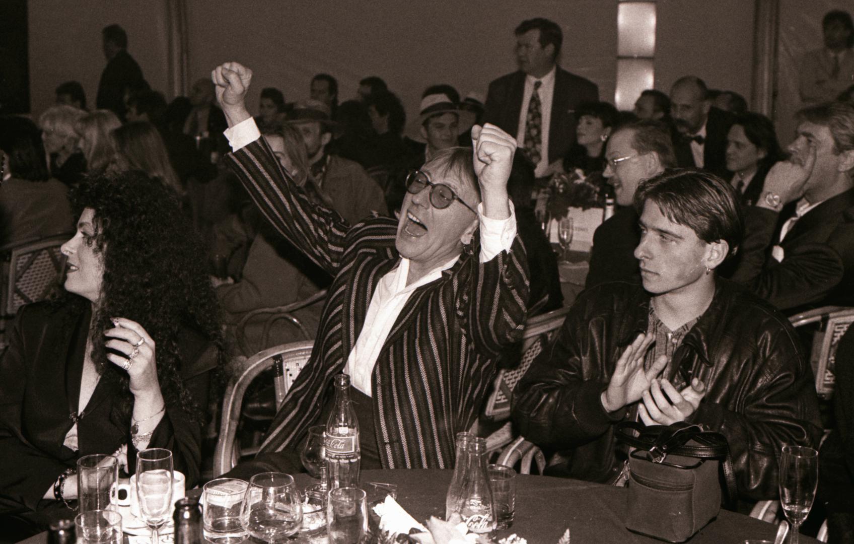 Na današnji dan prije sedam godina zauvijek nas je napustio Oliver Dragojević, jedan od najvoljenijih glazbenika ovih prostora, umjetnik čija je glazba postala dijelom identiteta čitave nacije.