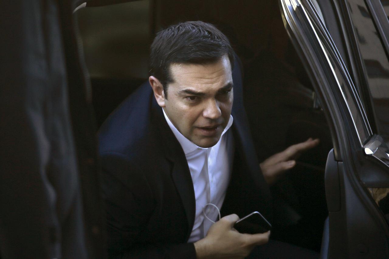 Greek Prime Minister Alexis Tsipras arrives at the National Centre for Public Administration and Local Government in Athens, Greece, January 14, 2016. REUTERS/Alkis Konstantinidis