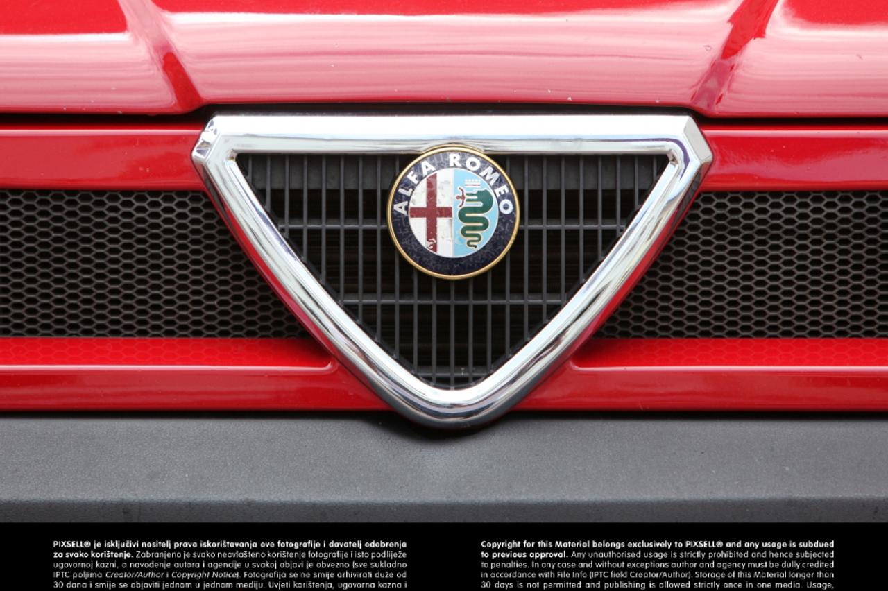 alfa romeo 33