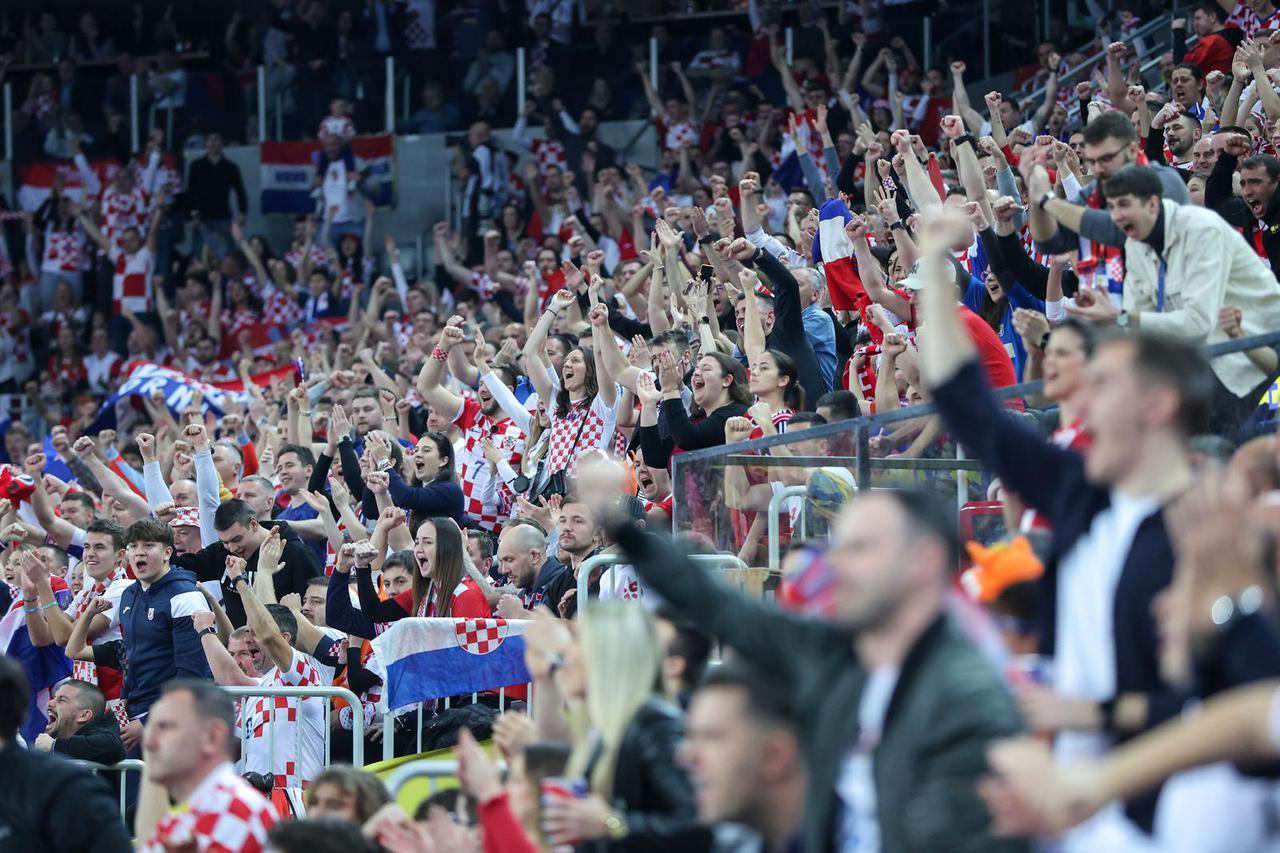 Zagreb: Navijači na susretu Francuske i Hrvatske na IHF Svjetskom rukometnom prvenstvu 2025.