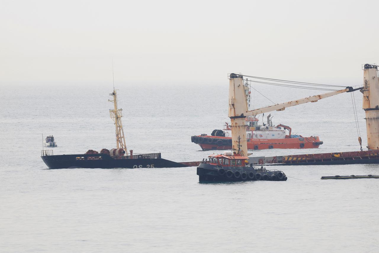 Sudar teretnog broda i tanker kod Gibraltara