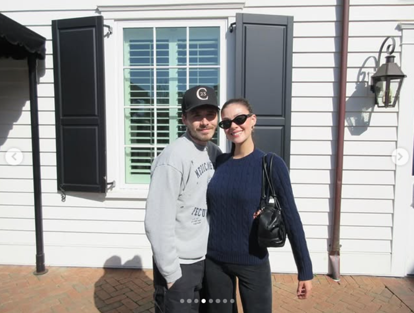 Ova objava stiže u jeku novih napetosti unutar obitelji Beckham, dodatno potaknutih komentarima Gordona Ramsaya o Brooklynovoj zaslijepljenosti ljubavlju.