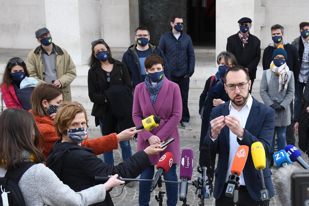 Zagreb: Konferencija za medije Zagreb je naš! i platforme Možemo!