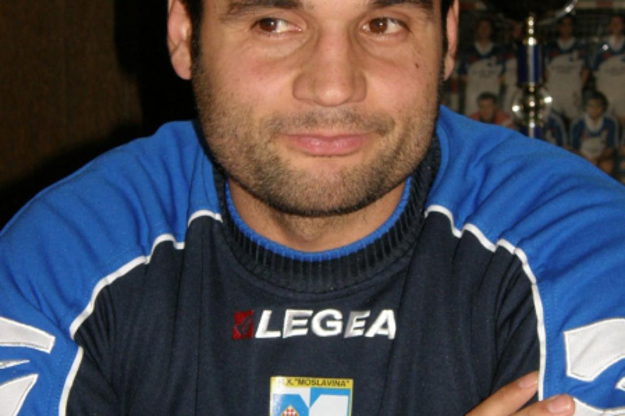 'mikulicic_ruk_sis_05112009'