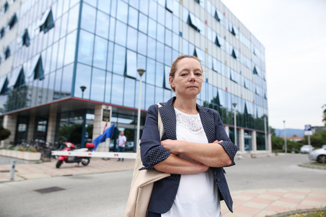 Majka Romana Vuković jučer je samoinicijativno otišla u Ministarstvo