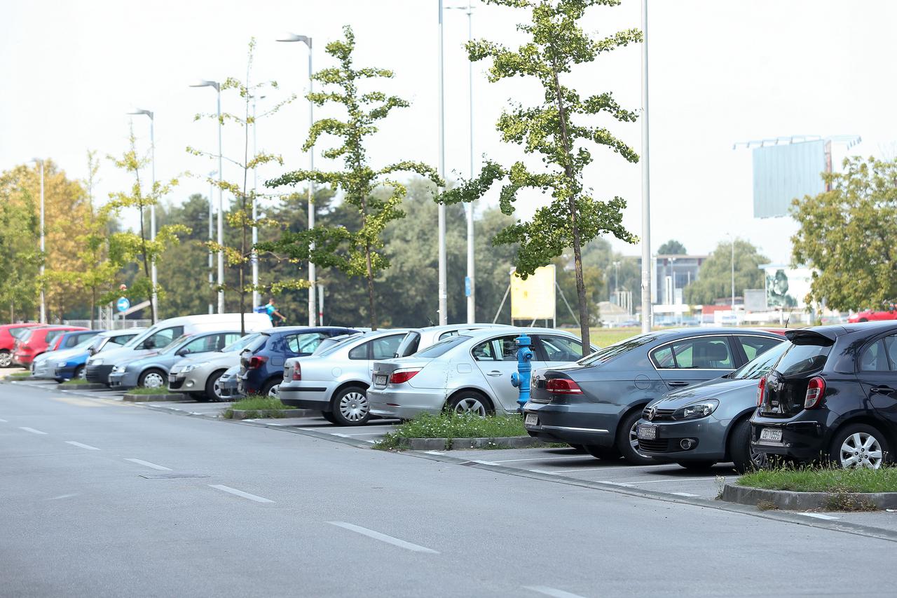 U Središću se od ponedjeljka uvodi naplata parkiranja