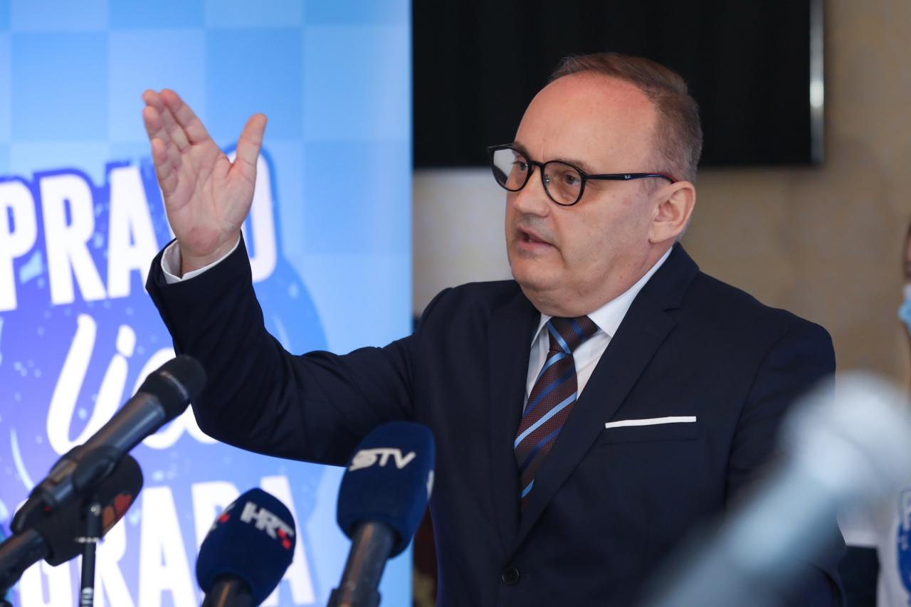 Predstavljanje nezavisnog kandidata Berislava Mlinarevića za gradonačelnika Osijeka