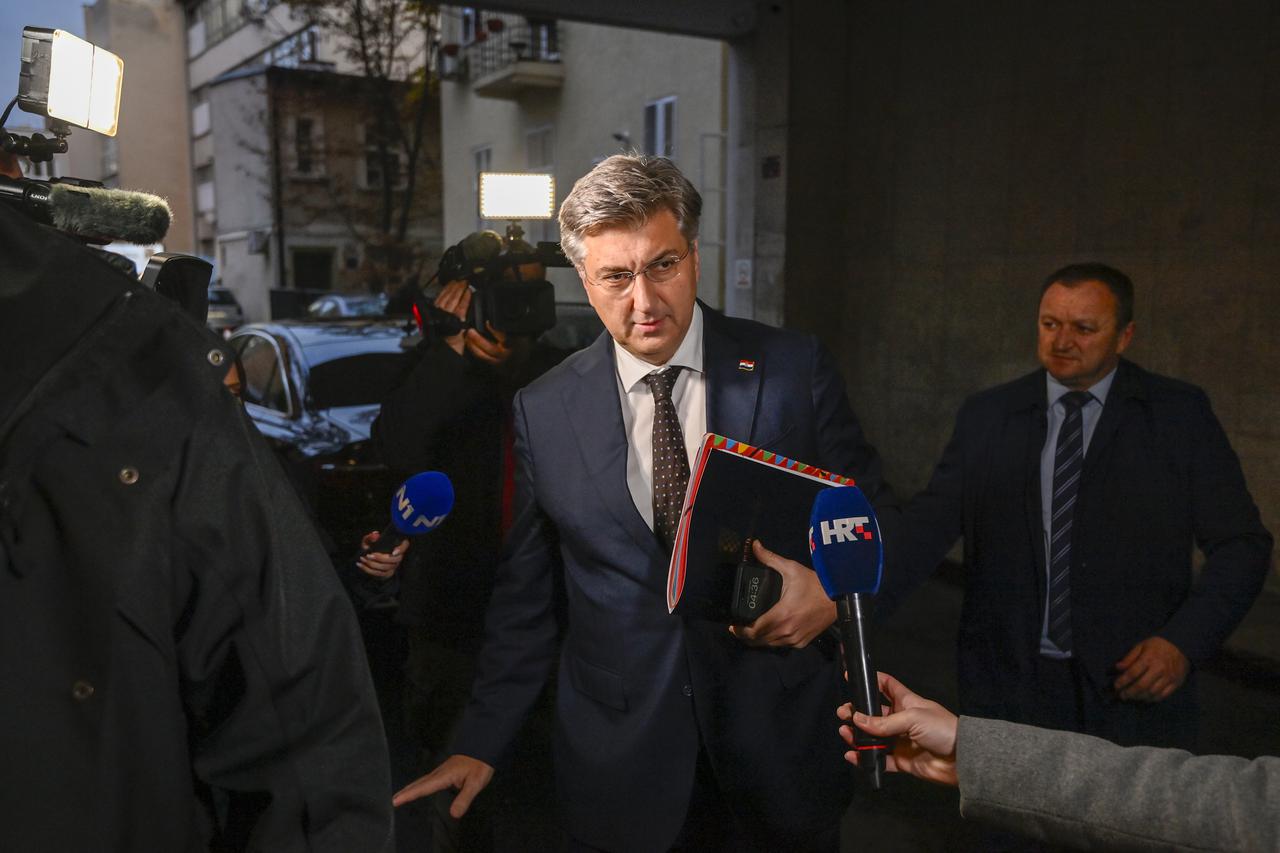 Zagreb: Sjednica predsjedništva HDZ-a