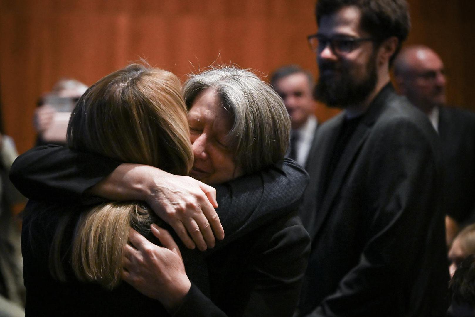 Prodekanica Fakulteta političkih znanosti Marta Zorko istaknula je njegov pedagoški dar: “Imao je rijetku vještinu životnog mentora – znao je koliko pomoći treba dati, a da student uspije sam”, naglasivši njegovu znatiželju i nesebično dijeljenje znanja.

