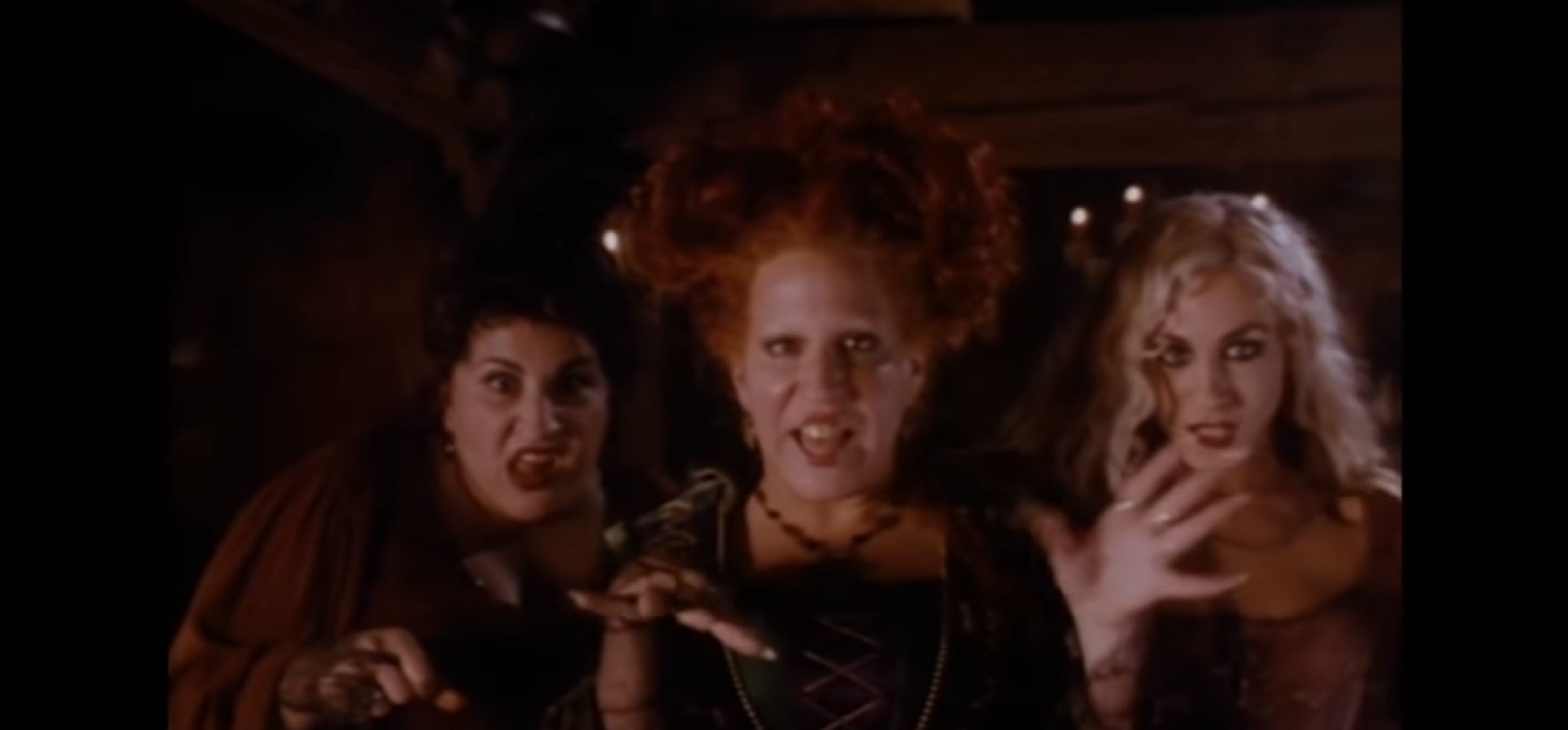 Hocus Pocus (1993.) Fantastični film o tri vještice iz Salema koje se nakon tristogodišnjeg prokletstva vraćaju u život ne bi li se osvetile potomcima svojih progonitelja. 