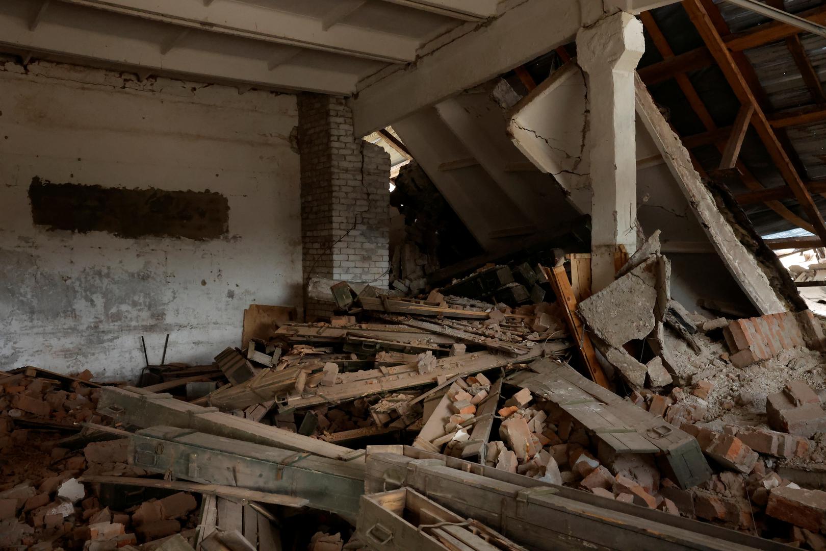 Boxes for Grad missiles are seen in Victor's garage that was used by Russian soldiers as an ammunitions depot, amid Russia's attack on Ukraine, in Balakliia, Ukraine, October 22, 2022. REUTERS/Clodagh Kilcoyne Photo: Clodagh Kilcoyne/REUTERS