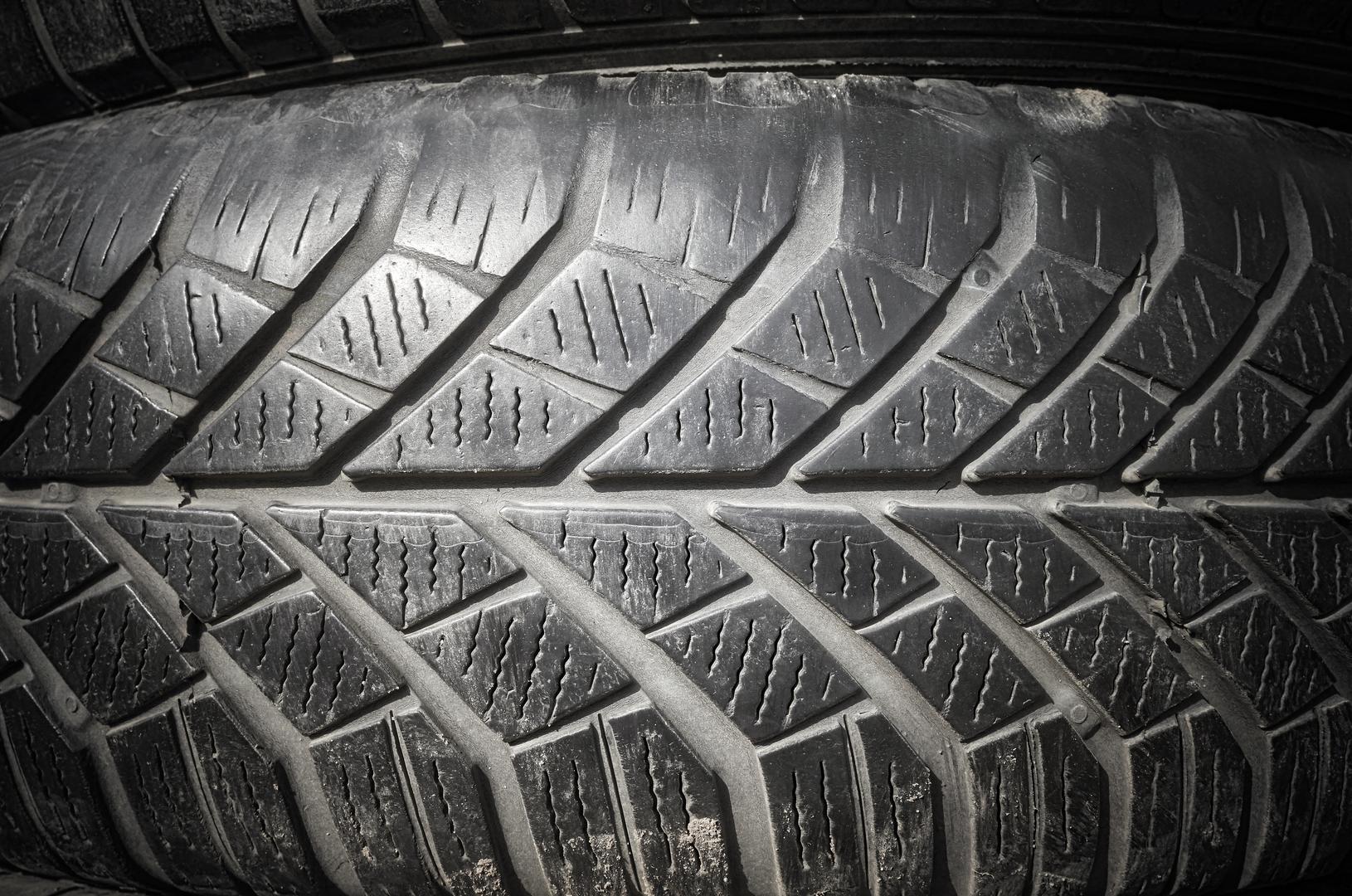 Ukoliko automobil ima istrošene gume, uračunajte trošak kupovine novog seta guma u cijenu automobile