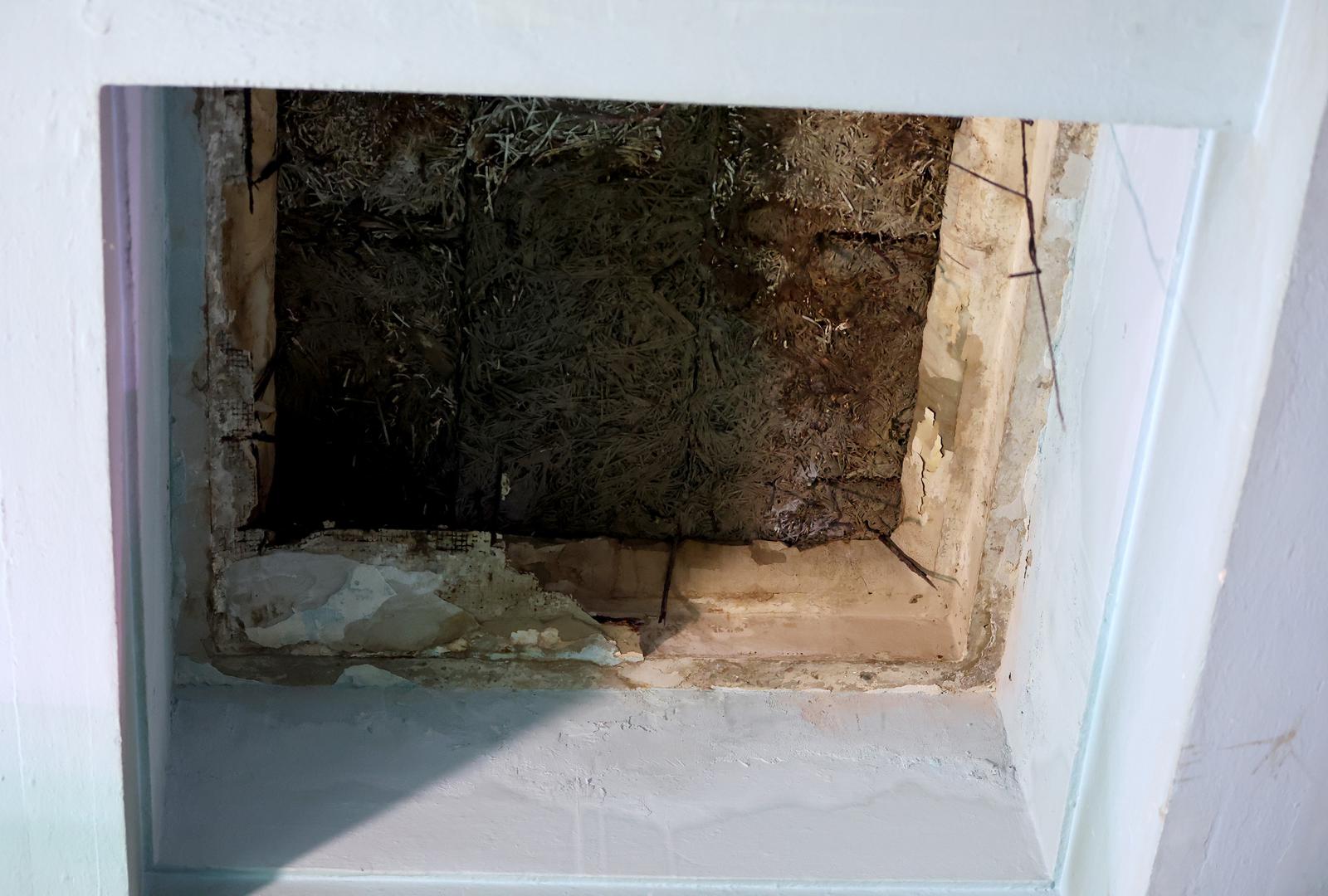 Jutros u 4.45 sati otpao je komad žbuke, dimenzija oko 1.5 x 1.5 metara. Ozlijeđenih nema.