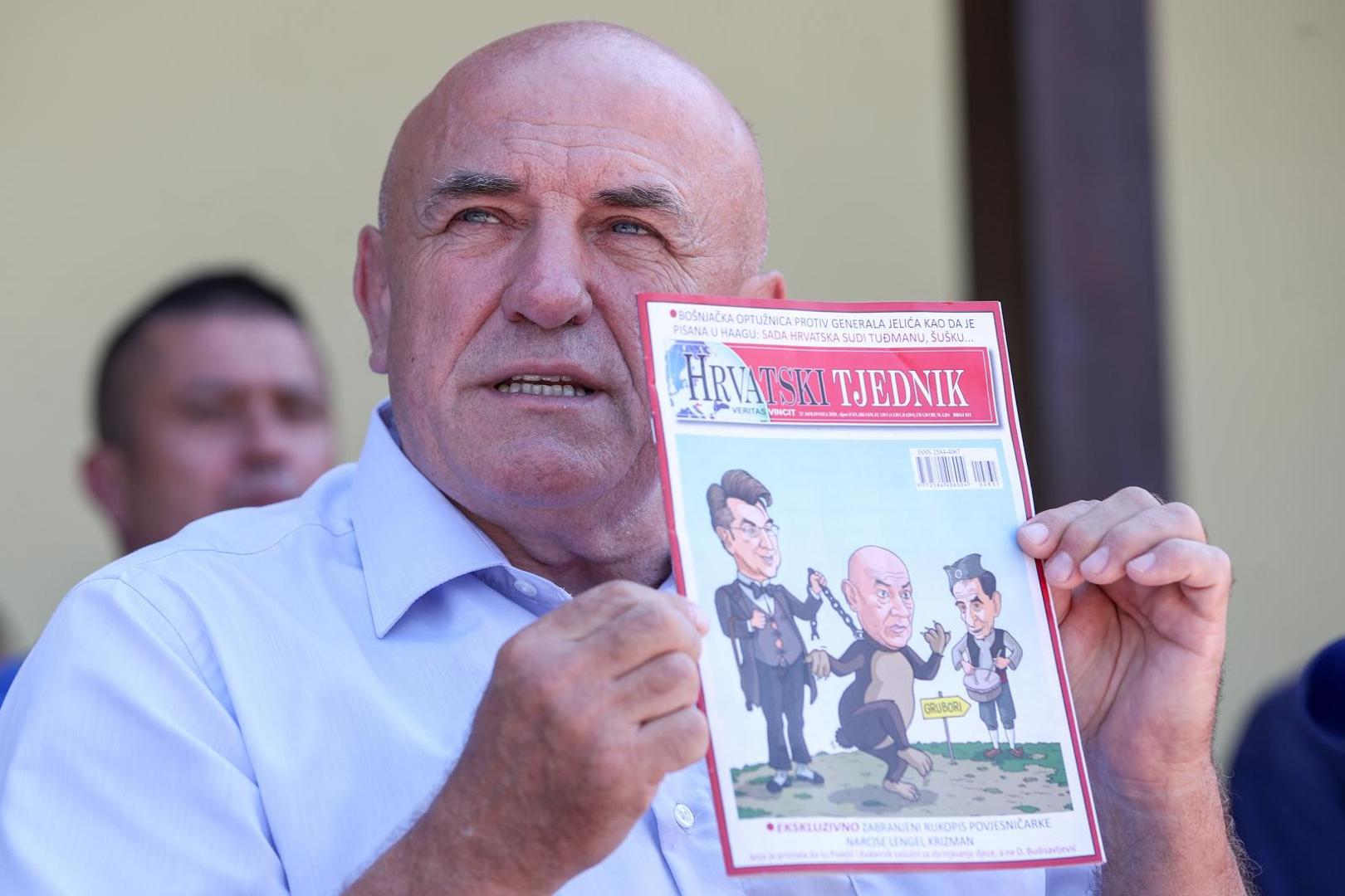 29.08.2020., Zagreb - Konferencija za medije s osvrtom hrvatskih branitelja – ratnih zapovjednika na trenutno stanje u drzavi te kontekst u kojem se aktualni dogadjaji odvijaju. Takodjer su iznijeli svoj  stav o politici predsjednika Vlade Andreja Plenkovica i postupcima potpredsjednika Vlade i ministra hrvatskih branitelja Tome Medveda. Ljubo Cesic Rojs. Hrvatski general, Josip Lucic.Photo: Igor Kralj/PIXSELL