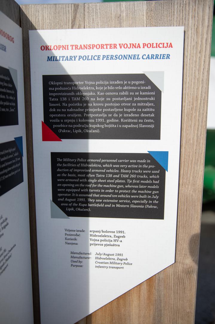 Od pješačkog oružja kojem je porijeklo JNA, standardno pješačko naoružanje bilo je ono kalibra 7,62x39, a koristilo se u jurišnoj pušci M70 u raznim inačicama (AB, AB2), rumunjskom PM md. 63/65 i ostalim kalašnjikovima različitih proizvođača, ali i u popularnoj poluautomatskoj puški "papovki" M59/66 te puškomitraljezu M72/M72A, koji je vrlo sličan kalašnjikovu. 
