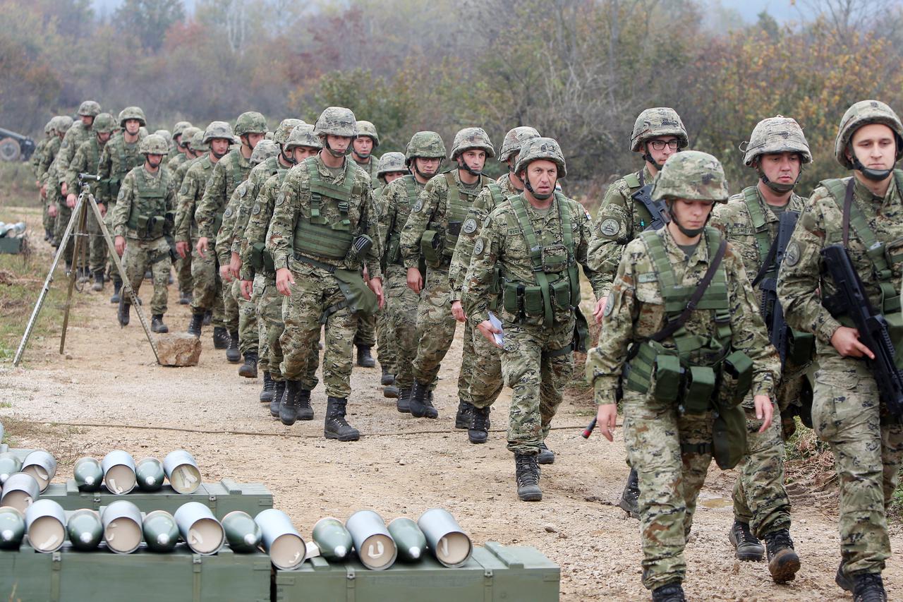Na vojnom poligonu Eugen Kvaternik održana je vojna vježba Velebit 18